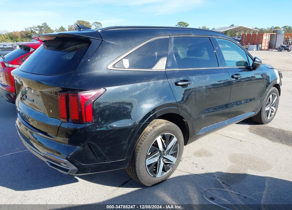 2021 KIA SORENTO S VIN: 5XYRL4LC2MG001307