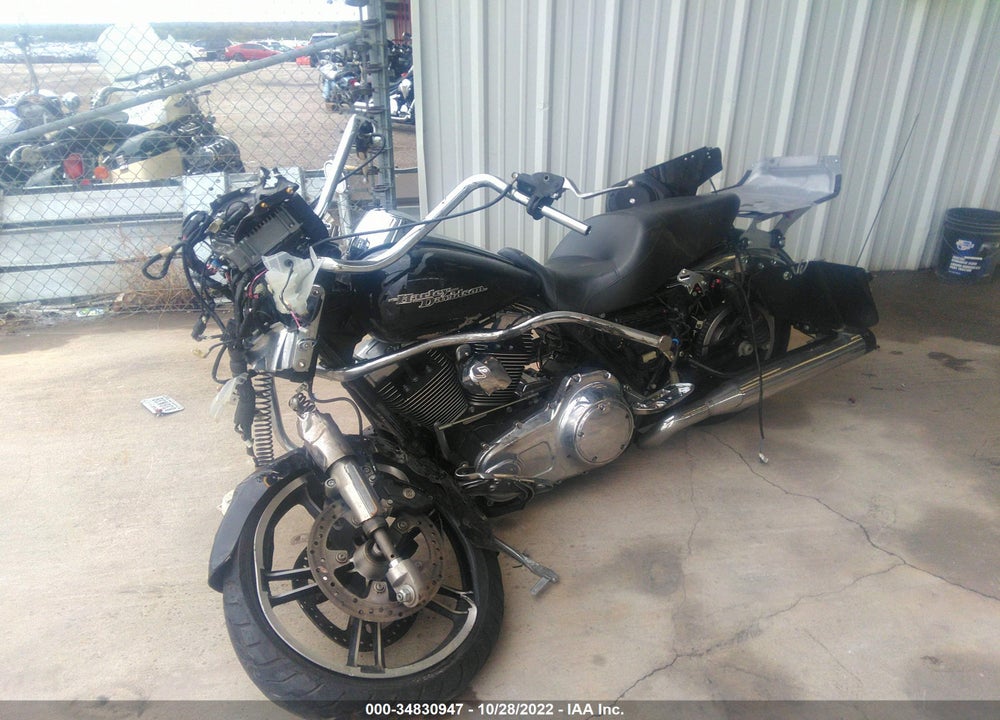 2014 HARLEY-DAVIDSON FLHX STREET GLIDE VIN: 1HD1KBM13EB669757