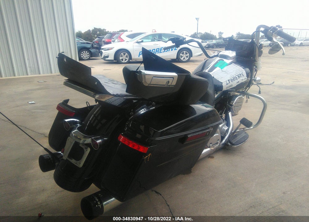 2014 HARLEY-DAVIDSON FLHX STREET GLIDE VIN: 1HD1KBM13EB669757