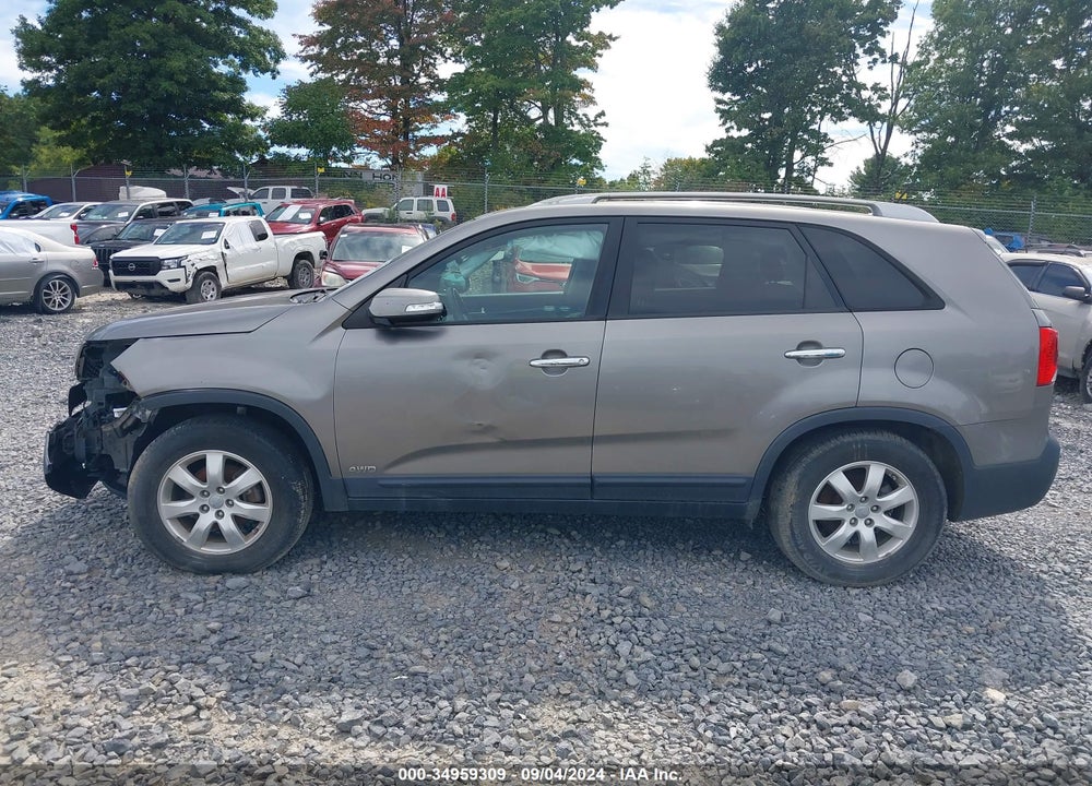 2012 KIA SORENTO LX VIN: 5XYKTDA67CG298457