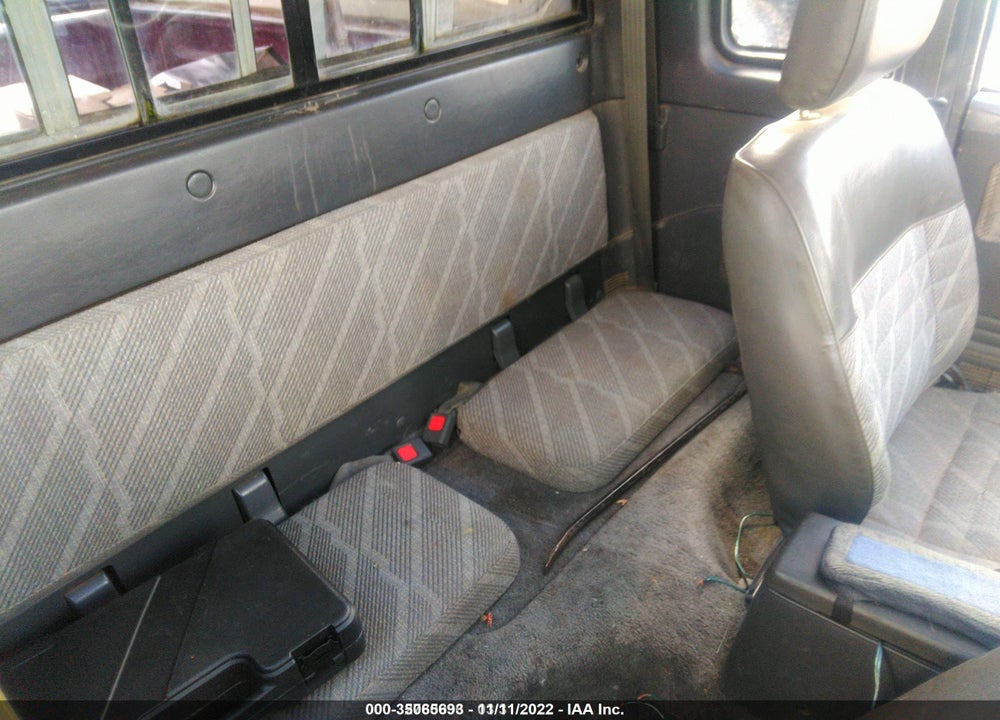 1993 MAZDA B2600 CAB PLUS VIN: JM2UF6148P0379825