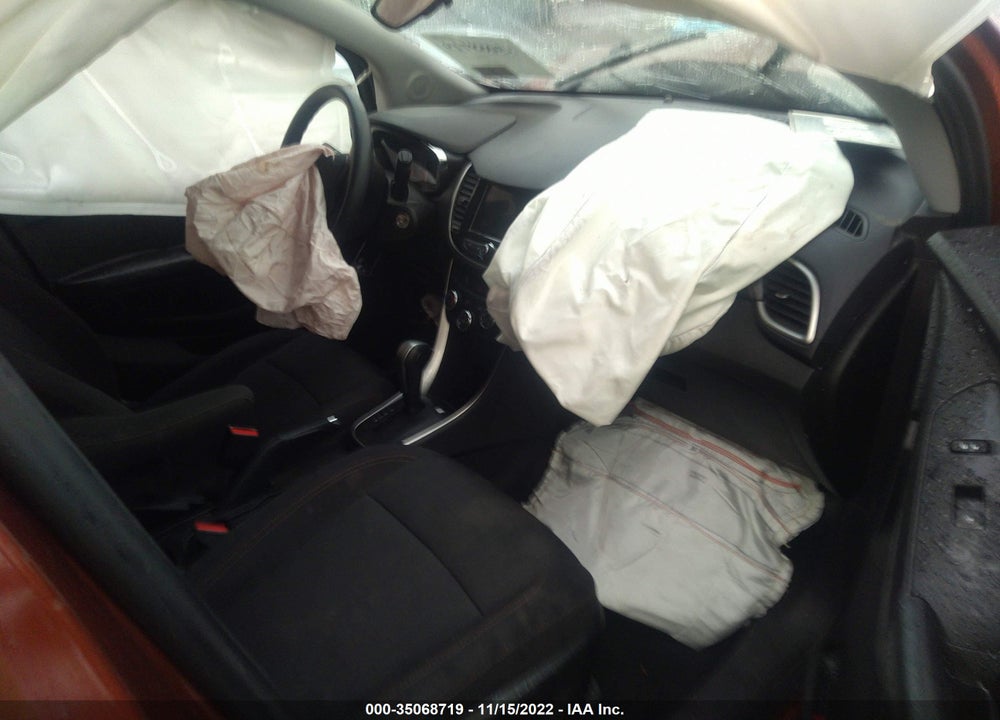 2019 CHEVROLET TRAX LT VIN: 3GNCJPSB9KL235852