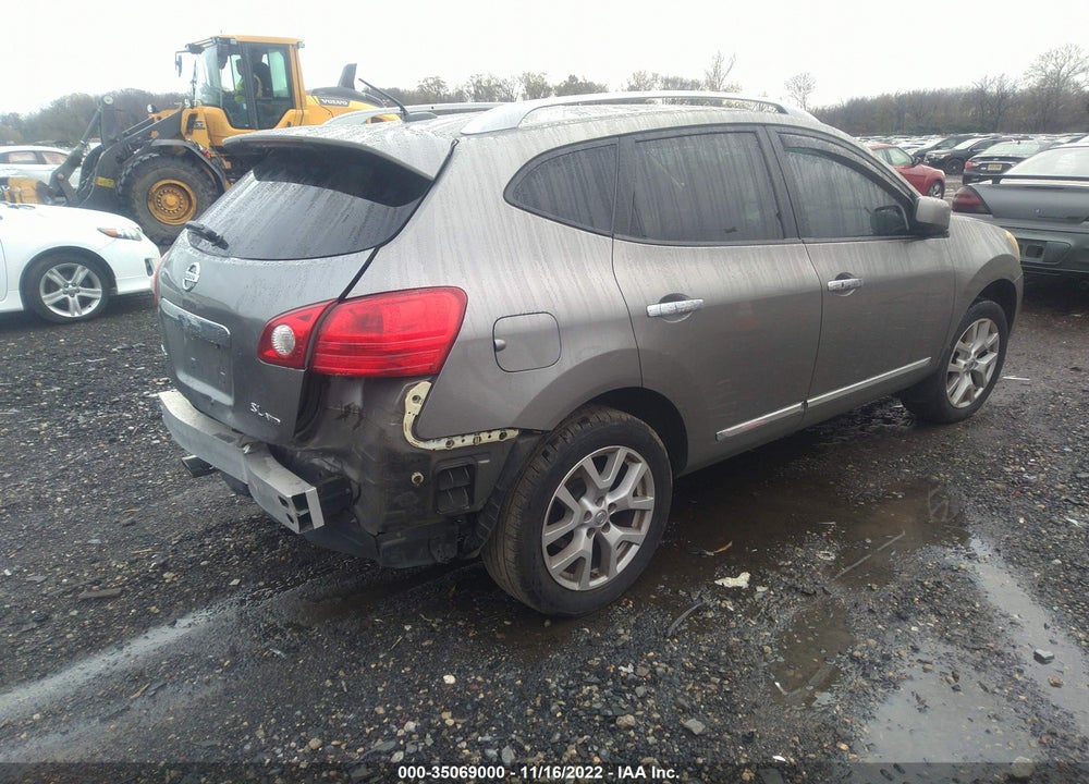 2013 NISSAN ROGUE SV W/SL PKG VIN: JN8AS5MV6DW614480
