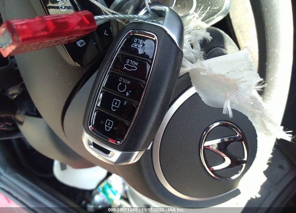2023 HYUNDAI ELANTRA SEL VIN: 5NPLM4AG4PH100961