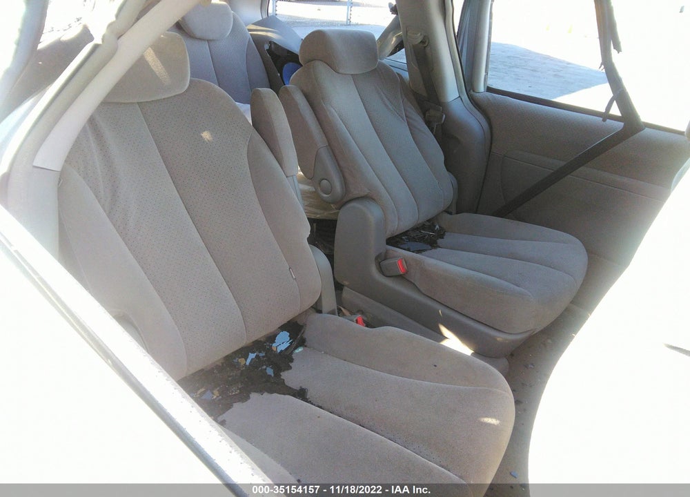 2007 HYUNDAI ENTOURAGE LIMITED/GLS/SE VIN: KNDMC233376041076