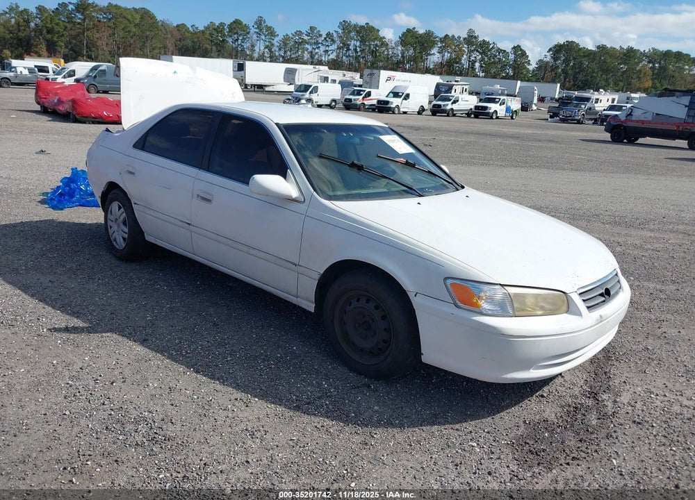 2000 TOYOTA CAMRY LE VIN: JT2BG22K3Y0522754