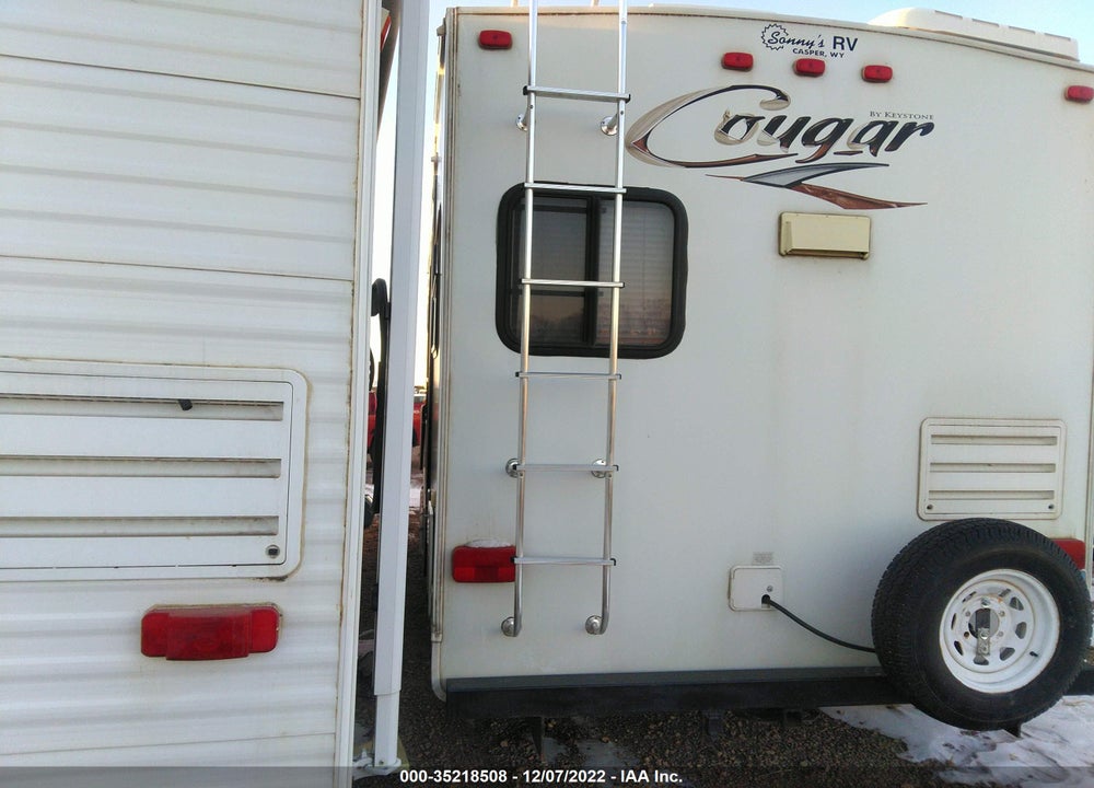 2010 KEYSTONE COUGAR 245 VIN: 4YDF24527A2501332