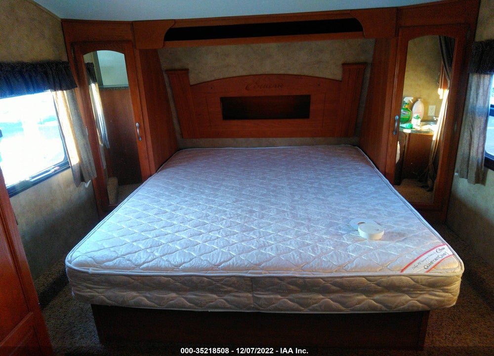 2010 KEYSTONE COUGAR 245 VIN: 4YDF24527A2501332
