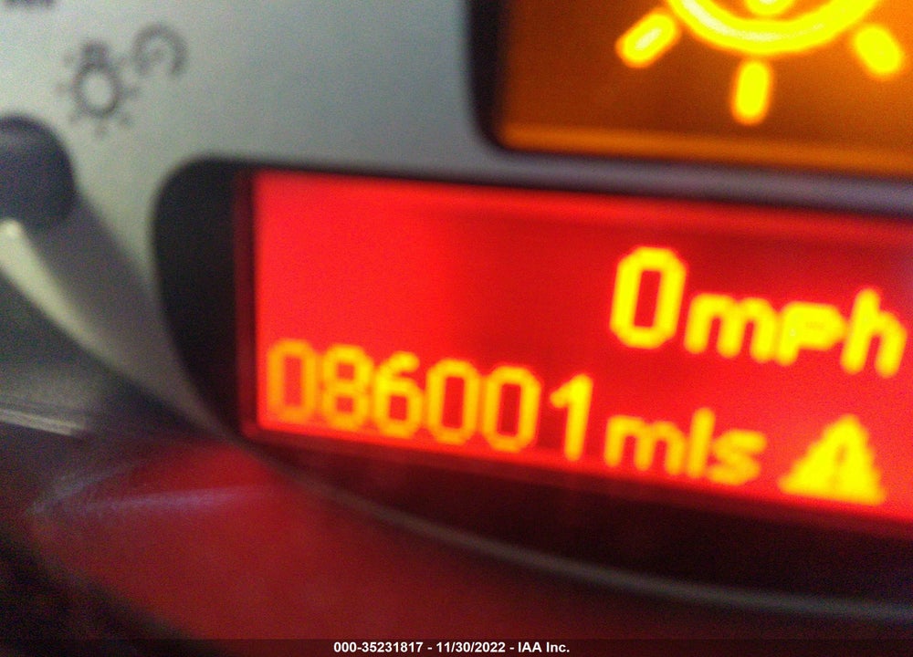 2013 MINI COOPER HARDTOP VIN: WMWSV3C56DT394589