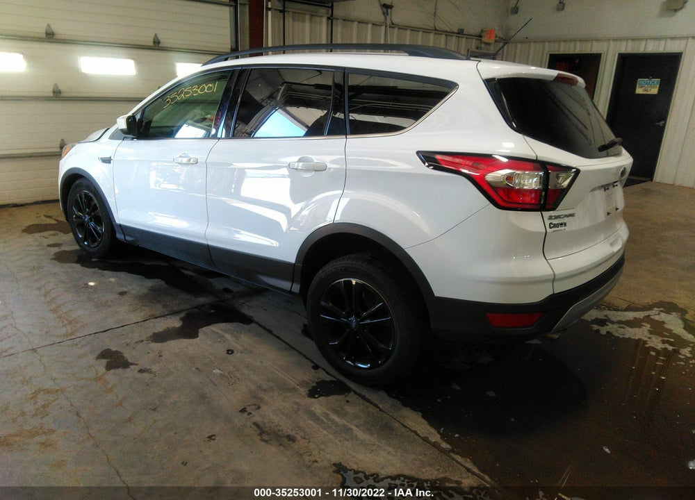 2018 FORD ESCAPE SE VIN: 1FMCU9GD5JUD20905