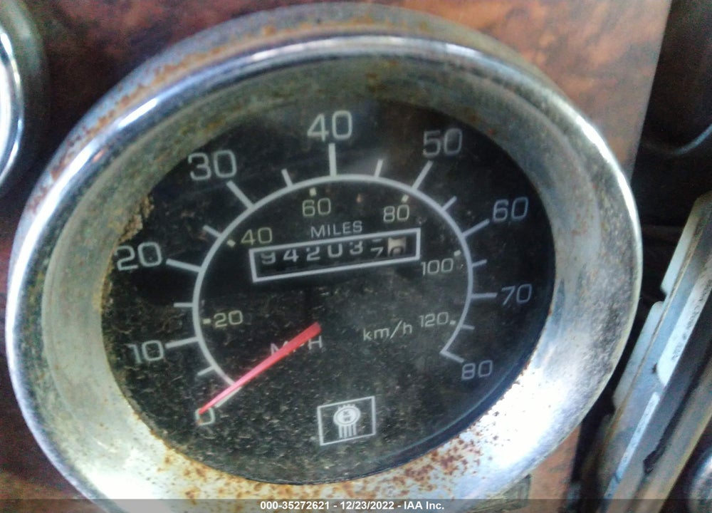 2005 KENWORTH T800 T800 VIN: 1XKDDB9X25J079193