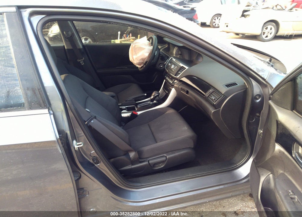 2017 HONDA ACCORD LX VIN: 1HGCR2F33HA192182