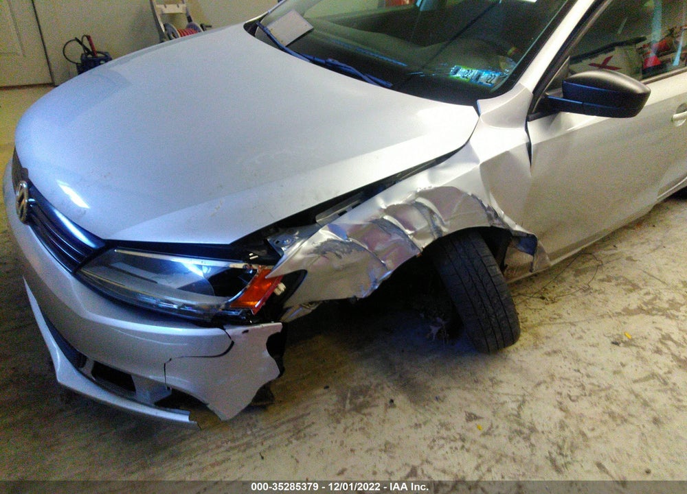 2012 VOLKSWAGEN JETTA VIN: 3VW2K7AJ1CM319957