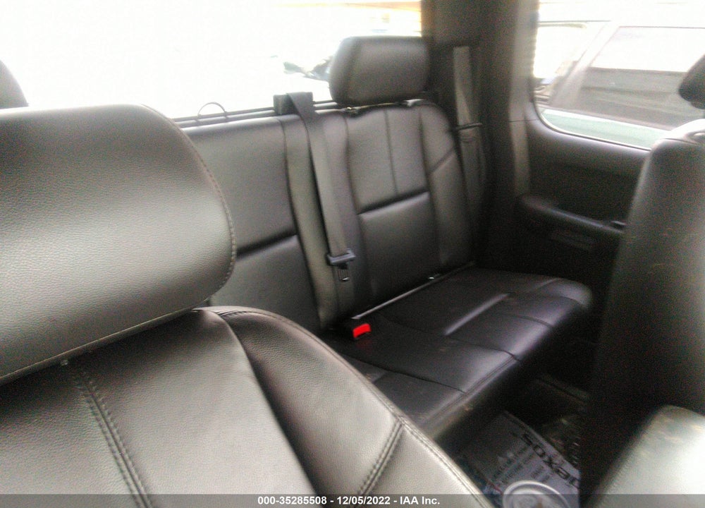 2011 CHEVROLET SILVERADO 1500 VIN: 1GCRKSE3XBZ102873