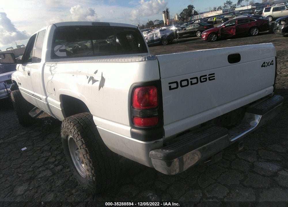 2001 DODGE RAM 2500 ST VIN: 1B7KF23681J515097
