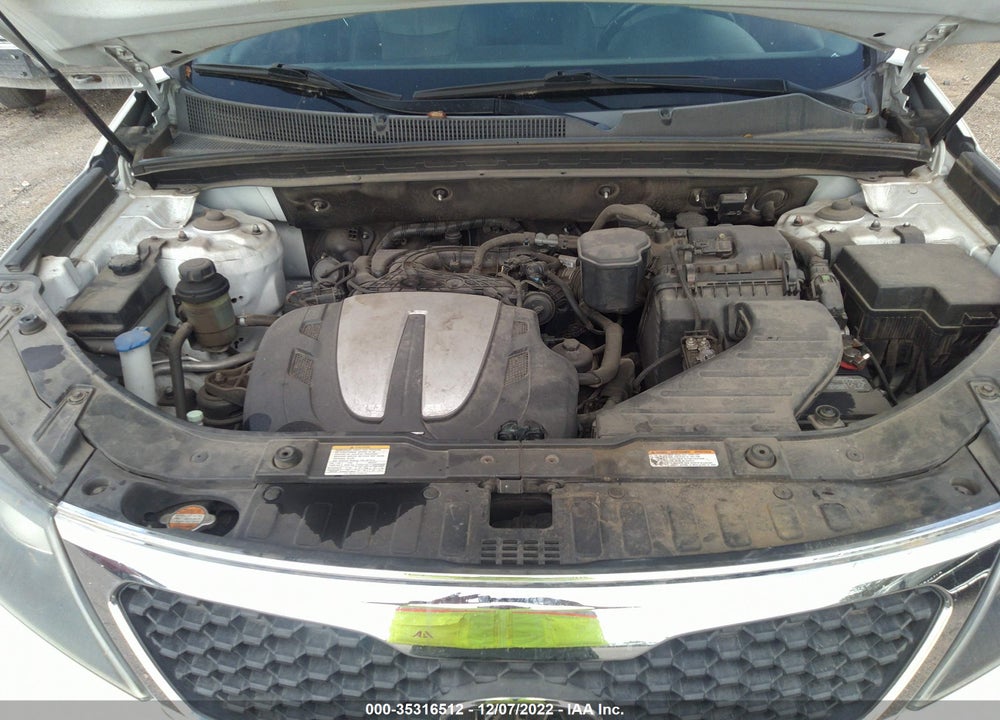 2013 KIA SORENTO VIN: 5XYKU3A28DG339152