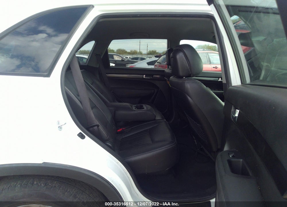 2013 KIA SORENTO VIN: 5XYKU3A28DG339152