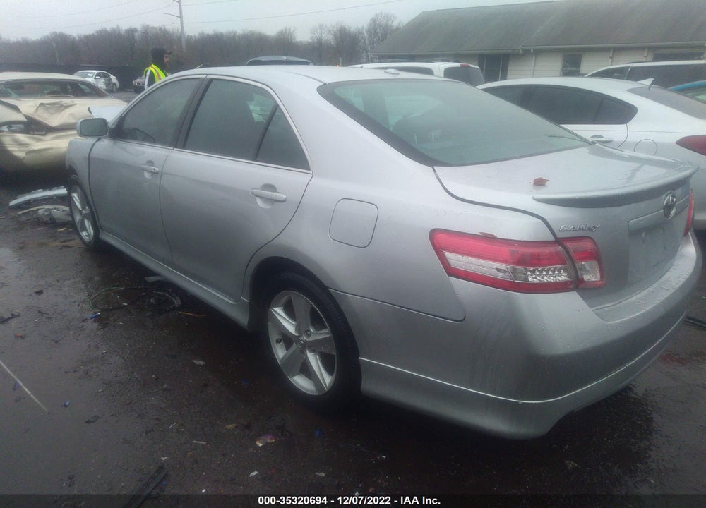 2011 TOYOTA CAMRY SE VIN: 4T1BF3EK7BU676939