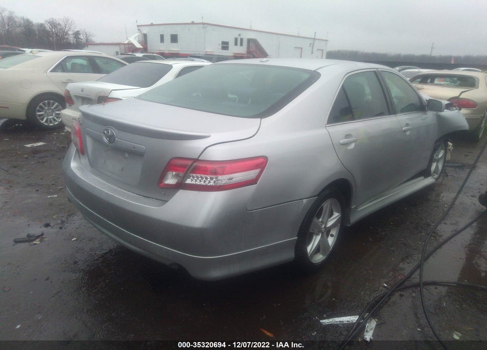 2011 TOYOTA CAMRY SE VIN: 4T1BF3EK7BU676939
