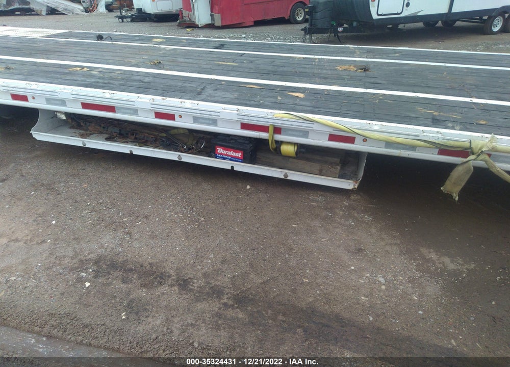 2021 TRAILER DIAMOND C VIN: 46UFU4321M1239082