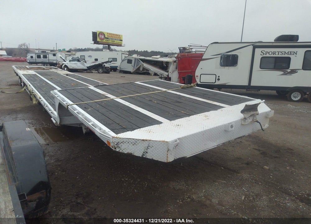 2021 TRAILER DIAMOND C VIN: 46UFU4321M1239082