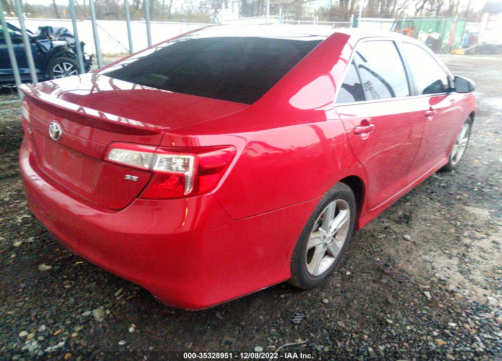 2013 TOYOTA CAMRY SE VIN: 4T1BF1FK0DU649376
