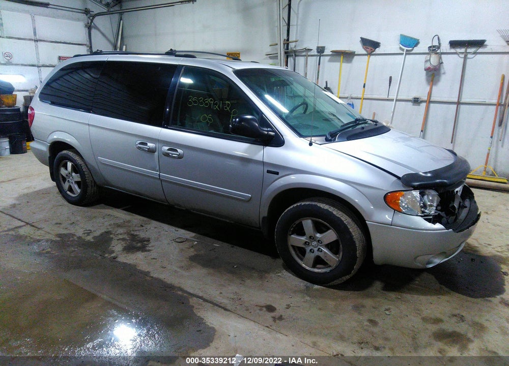 2005 DODGE GRAND CARAVAN SXT VIN: 2D4GP44L35R346047