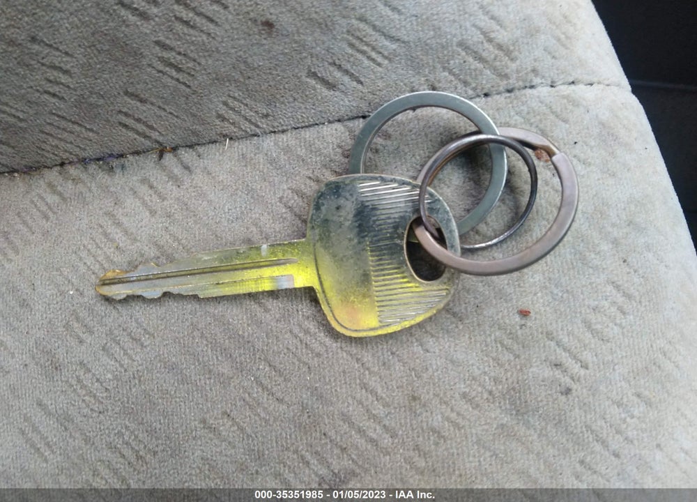 2006 HYUNDAI ELANTRA VIN: KMHDN46D76U318750