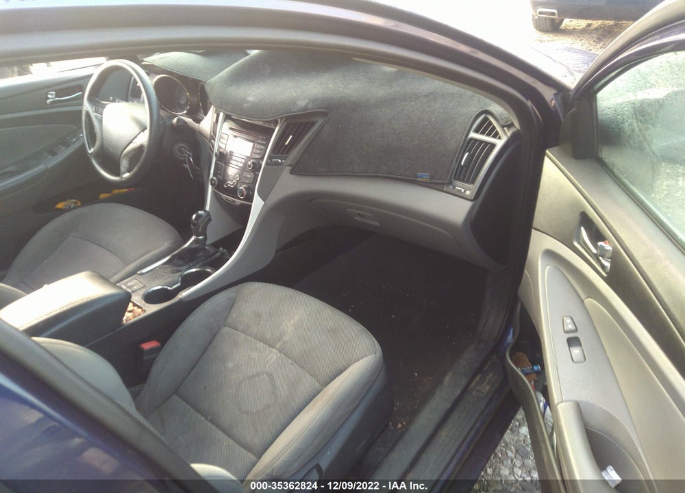 2013 HYUNDAI SONATA GLS VIN: 5NPEB4AC1DH701736