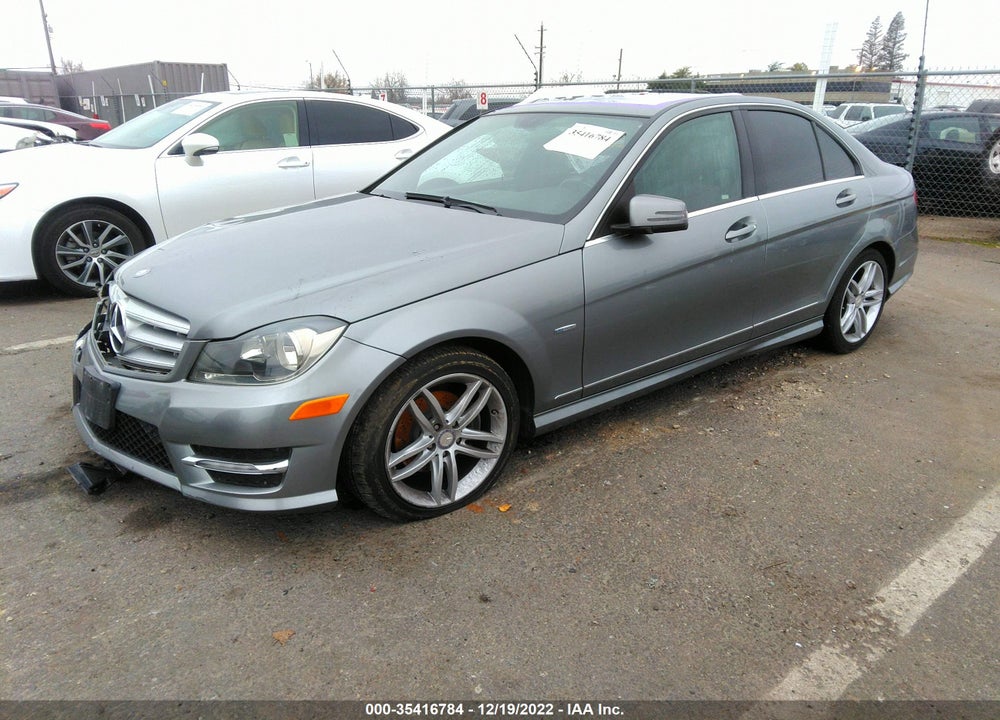 2012 MERCEDES-BENZ C 250 SPORT/LUXURY VIN: WDDGF4HB6CA607373