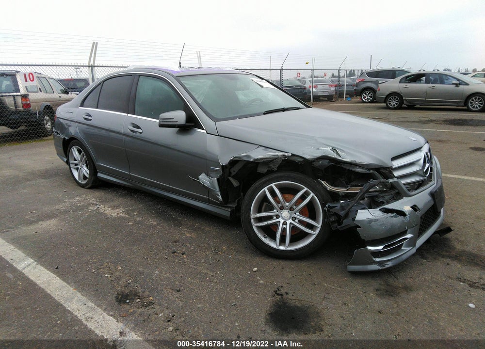 2012 MERCEDES-BENZ C 250 SPORT/LUXURY VIN: WDDGF4HB6CA607373