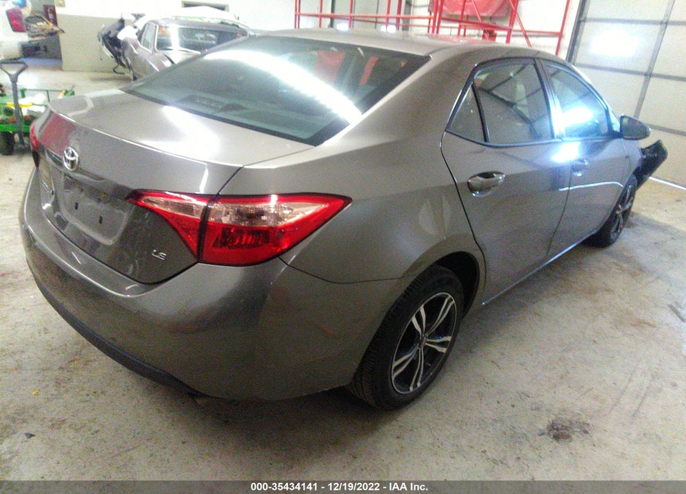 2018 TOYOTA COROLLA LE VIN: 2T1BURHE7JC033585