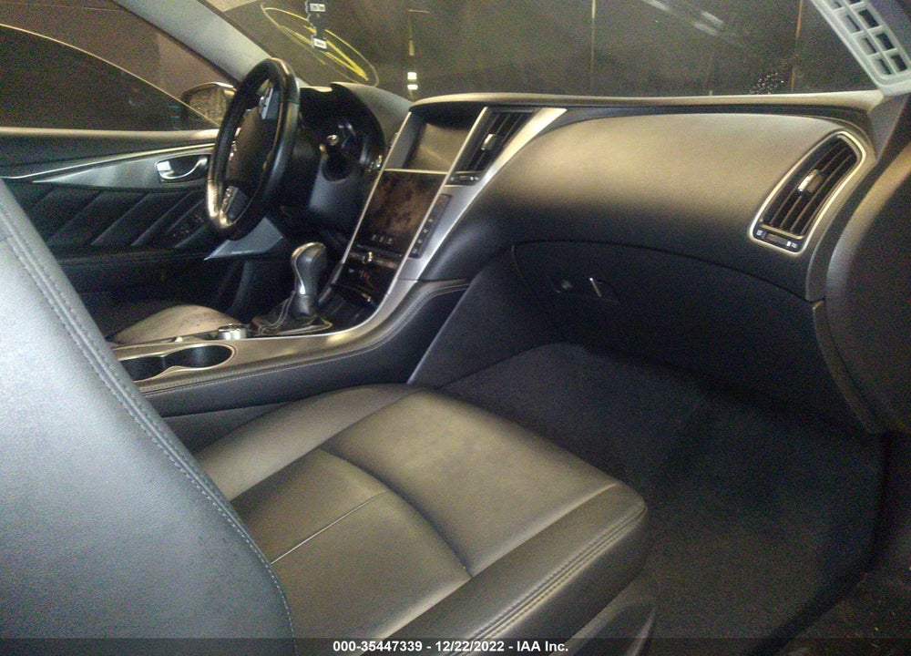 2017 INFINITI Q50 3.0T SIGNATURE EDITION VIN: JN1EV7ARXHM841392