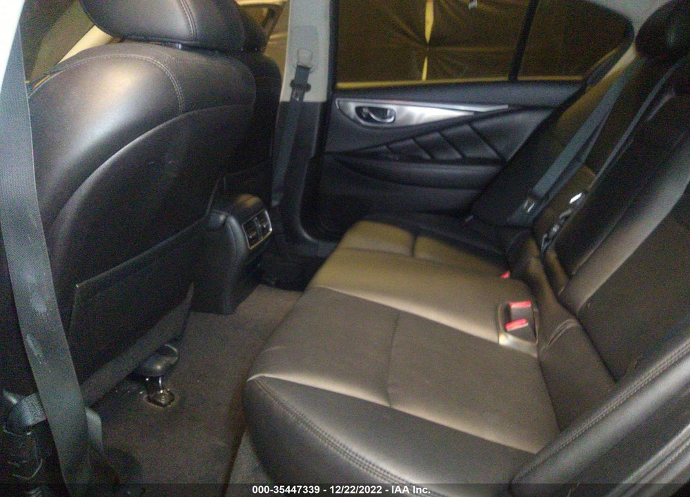 2017 INFINITI Q50 3.0T SIGNATURE EDITION VIN: JN1EV7ARXHM841392