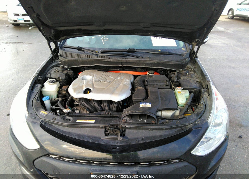 2013 HYUNDAI SONATA HYBRID VIN: KMHEC4A45DA081157