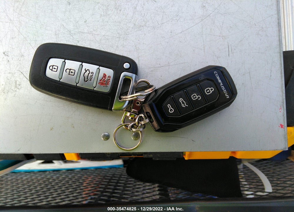 2013 HYUNDAI SONATA HYBRID VIN: KMHEC4A45DA081157