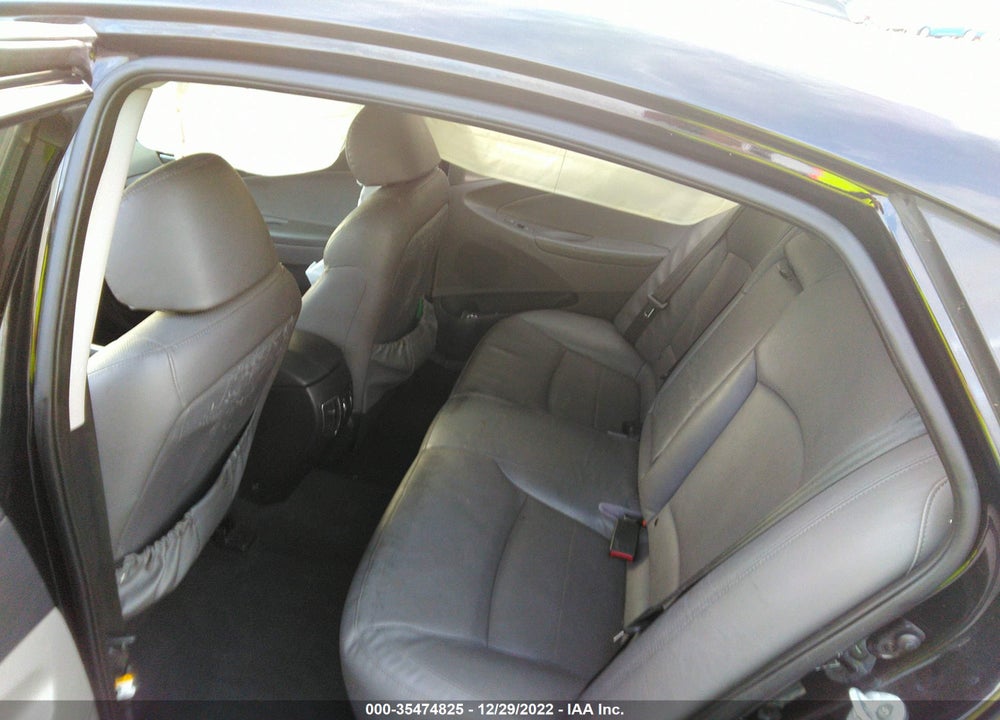 2013 HYUNDAI SONATA HYBRID VIN: KMHEC4A45DA081157