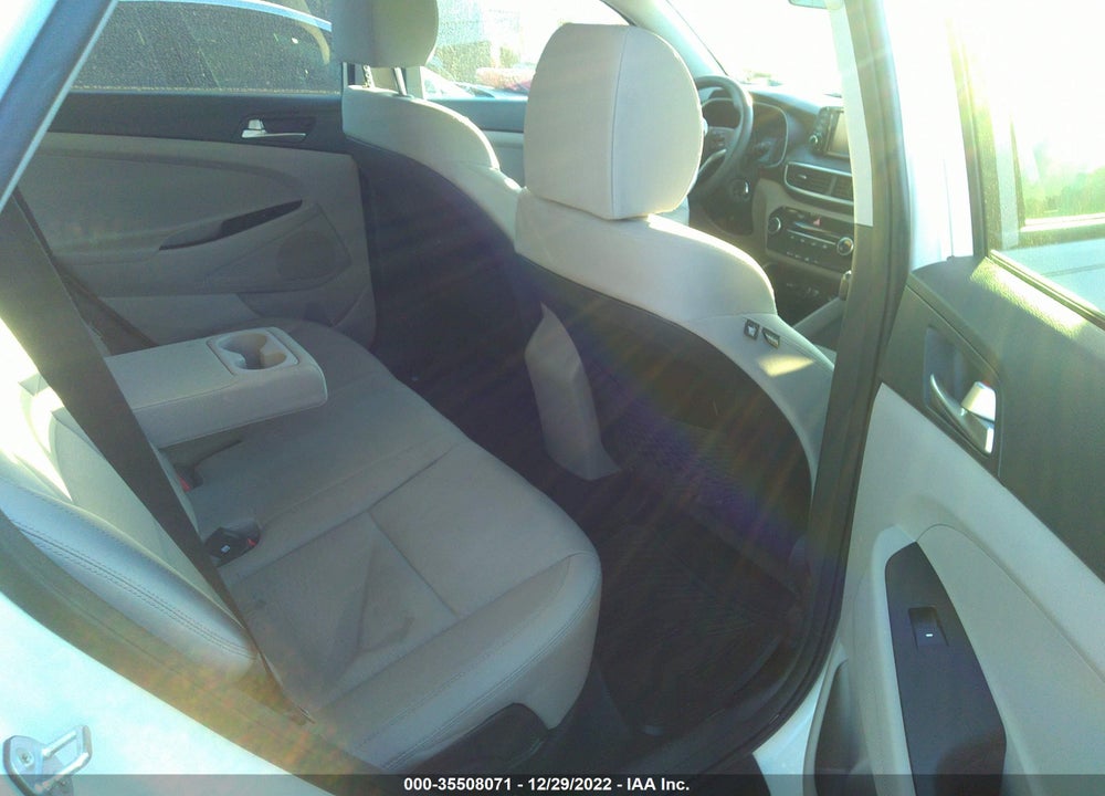 2020 HYUNDAI TUCSON SE VIN: KM8J23A48LU088967
