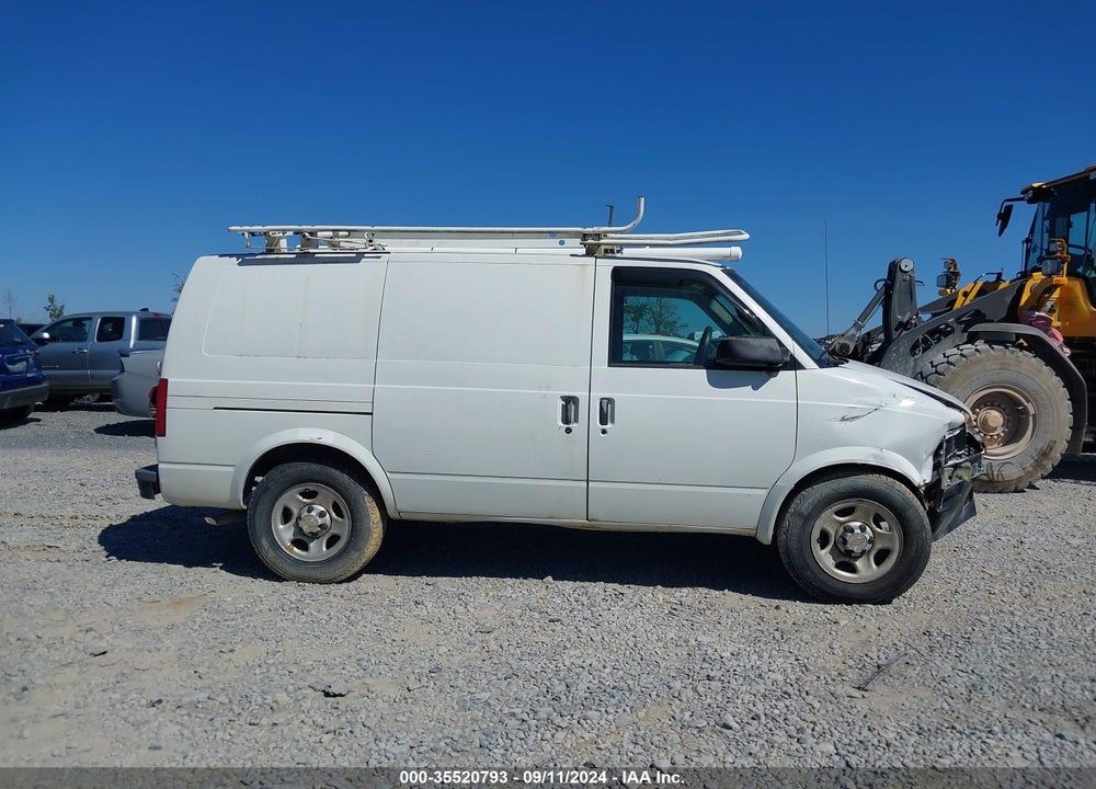 2003 CHEVROLET ASTRO VIN: 1GCDM19X83B129561