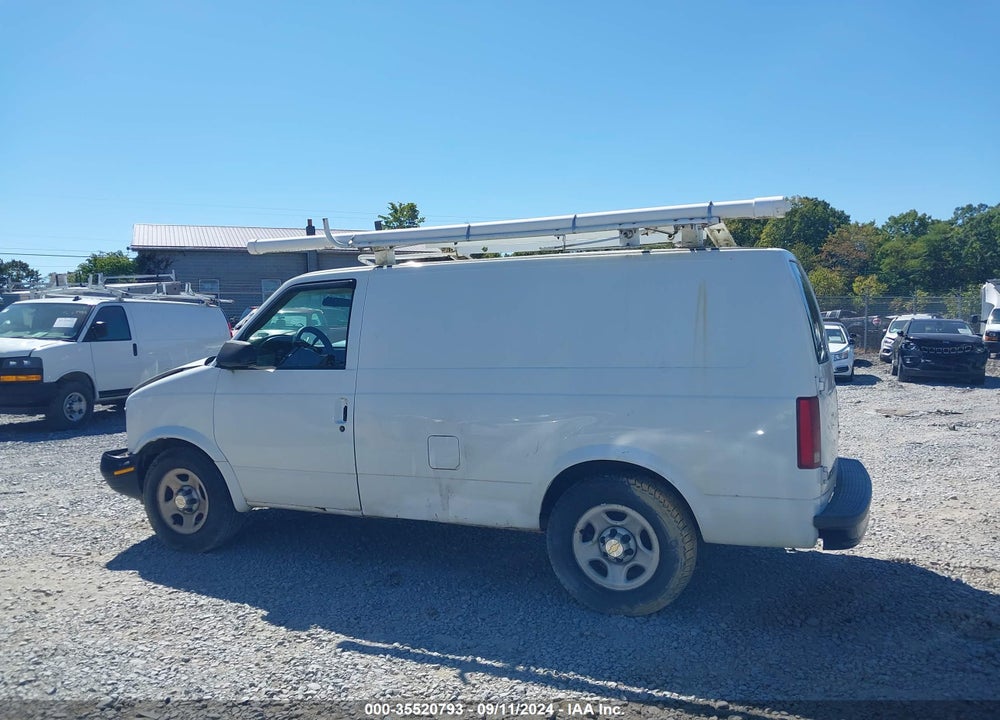 2003 CHEVROLET ASTRO VIN: 1GCDM19X83B129561