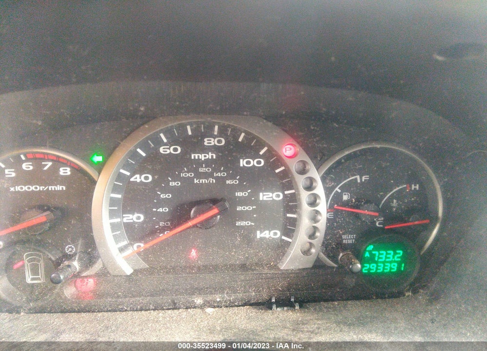 2004 HONDA PILOT EX VIN: 2HKYF18494H574894