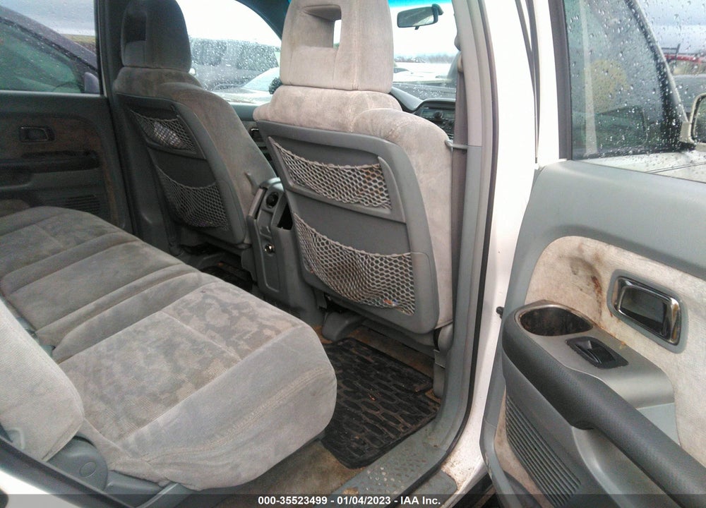 2004 HONDA PILOT EX VIN: 2HKYF18494H574894