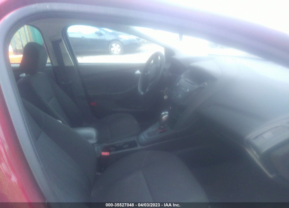 2016 FORD FOCUS SE VIN: 1FADP3F22GL266478