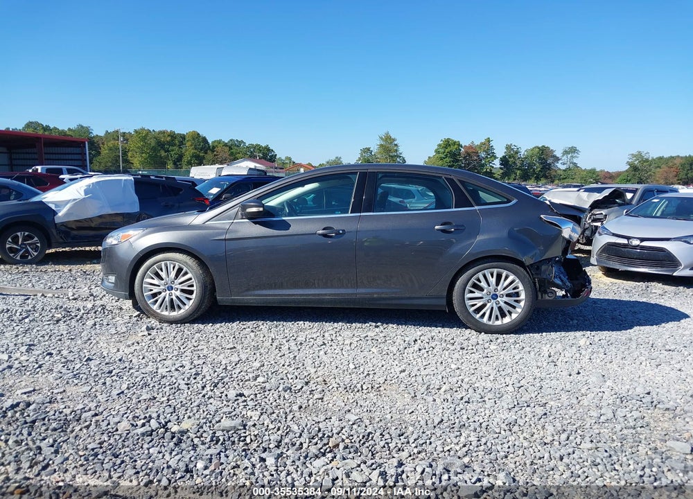 2015 FORD FOCUS VIN: 1FADP3J21FL200963
