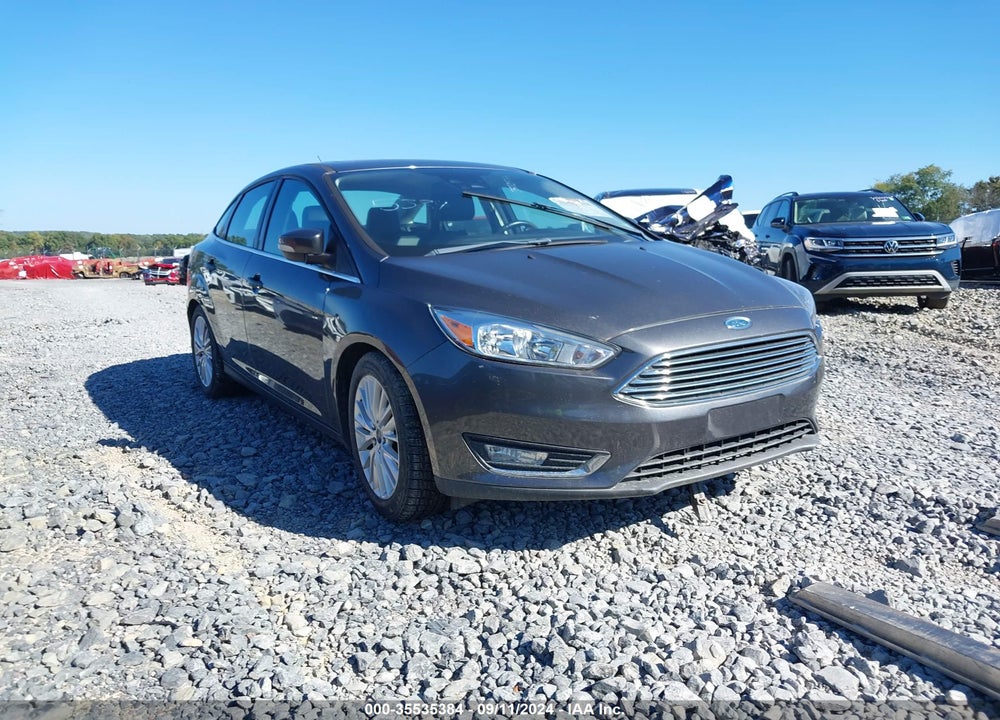 2015 FORD FOCUS VIN: 1FADP3J21FL200963