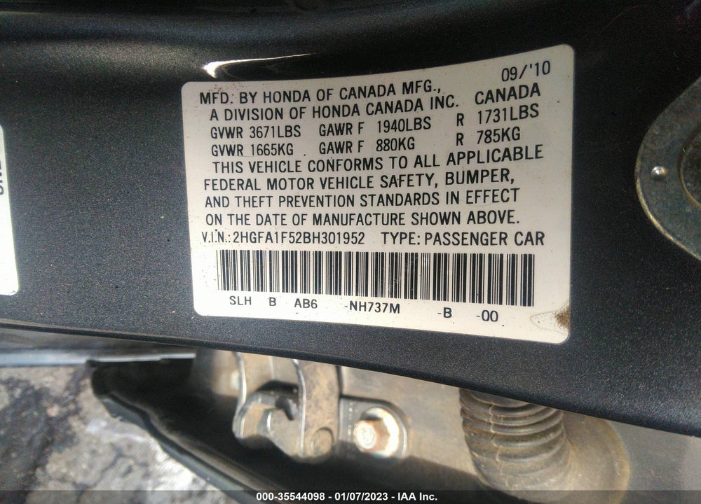 2011 HONDA CIVIC LX VIN: 2HGFA1F52BH301952