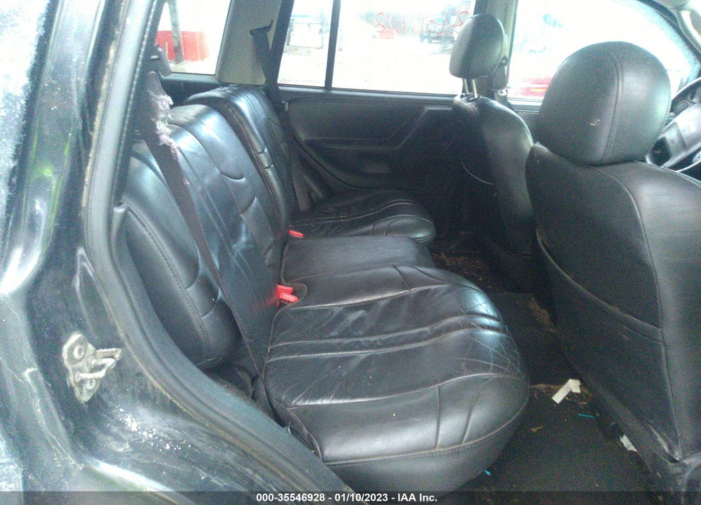 2003 JEEP GRAND CHEROKEE LAREDO VIN: 1J4GW48S83C582579