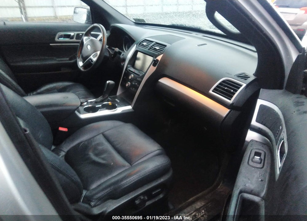 2015 FORD EXPLORER XLT VIN: 1FM5K8D82FGA92397