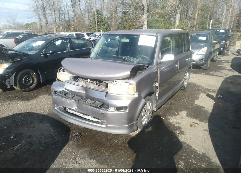 2005 SCION XB VIN: JTLKT324X50213745