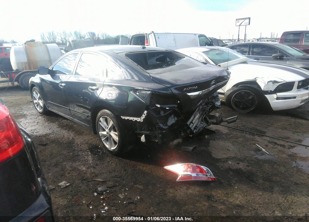 2015 NISSAN ALTIMA VIN: 1N4AL3AP3FC211411
